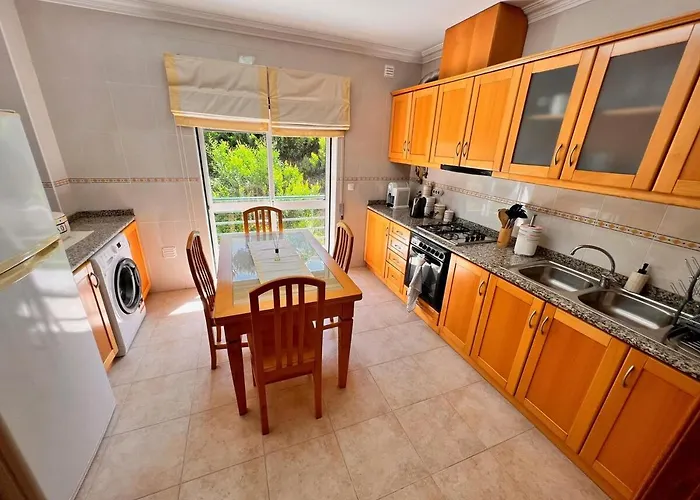 Waterfront View - Casa Alegra Daire