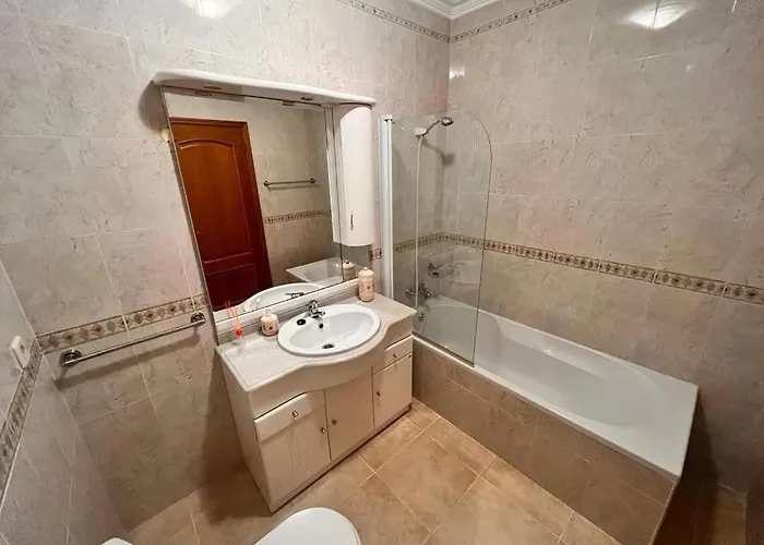 Waterfront View - Casa Alegra Daire Nazaré